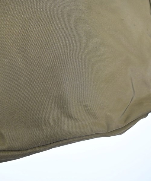 STUSSY（ステューシー）ショルダーバッグ カーキ サイズ:- メンズ/2200632835027