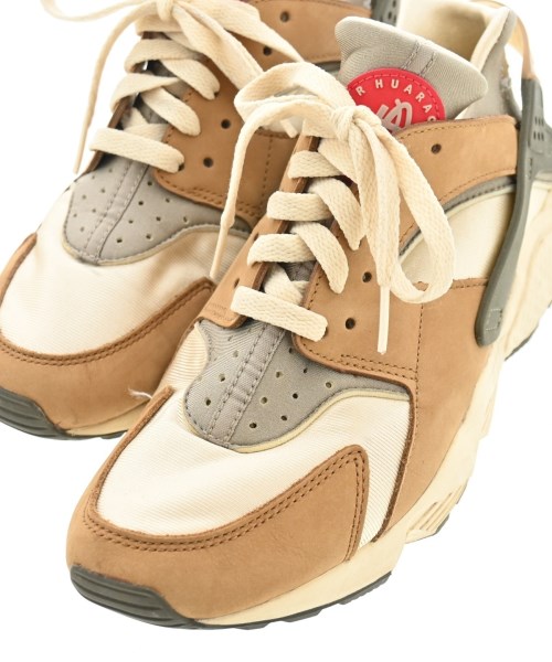 STUSSY（ステューシー）スニーカー ベージュ サイズ:27cm メンズ/2200612950030