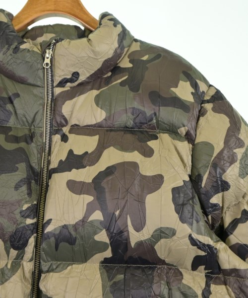 STUSSY（ステューシー）ダウンジャケット/ダウンベスト カーキ サイズ:M メンズ/2200615299167