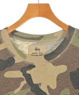 STUSSY（ステューシー）Tシャツ・カットソー カーキ サイズ:L メンズ/2200673938039