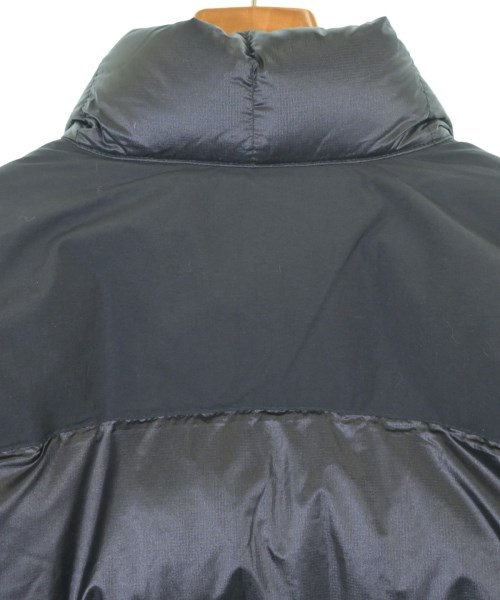 STUSSY（ステューシー）ダウンジャケット/ダウンベスト 黒 サイズ:M メンズ/2200646480077