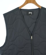 STUSSY（ステューシー）ダウンジャケット/ダウンベスト 黒 サイズ:L メンズ/2200702879074