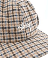 STUSSY（ステューシー）キャップ ベージュ サイズ:L/XL メンズ/2200702879081
