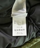 STUSSY（ステューシー）ダウンジャケット/ダウンベスト カーキ サイズ:M メンズ/2200705875028