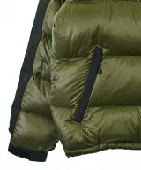 STUSSY（ステューシー）ダウンジャケット/ダウンベスト カーキ サイズ:M メンズ/2200705875028