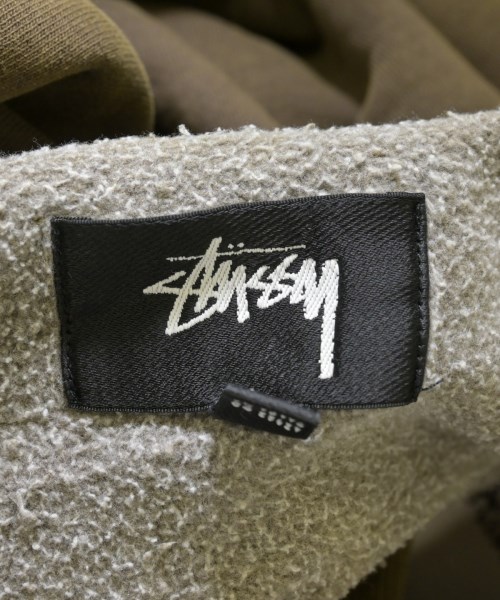 STUSSY（ステューシー）パーカー カーキ サイズ:L メンズ/2200725979126
