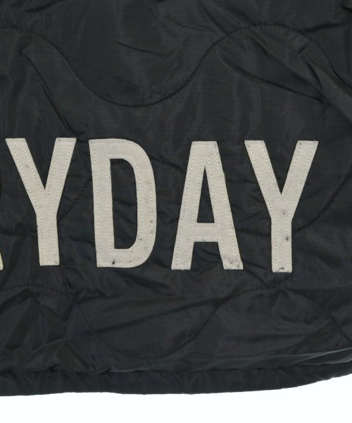 WACKO MARIA（ワコマリア）ダウンジャケット/ダウンベスト カーキ サイズ:M メンズ/2200650533035