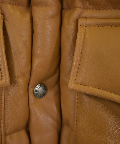 A BATHING APE（アベイシングエイプ）ダウンジャケット/ダウンベスト ベージュ サイズ:S メンズ/2200622565019