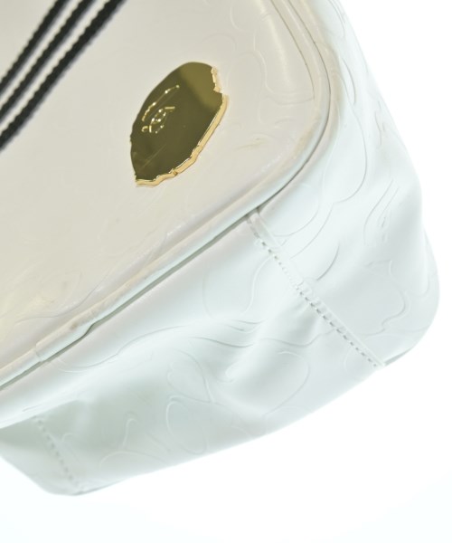 A BATHING APE（アベイシングエイプ）ショルダーバッグ 白 サイズ:- メンズ/2200656470174