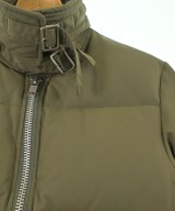 GOODENOUGH（グッドイナフ）ダウンジャケット/ダウンベスト カーキ サイズ:S メンズ/2200667540019