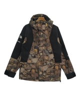 Supreme マウンテンパーカー