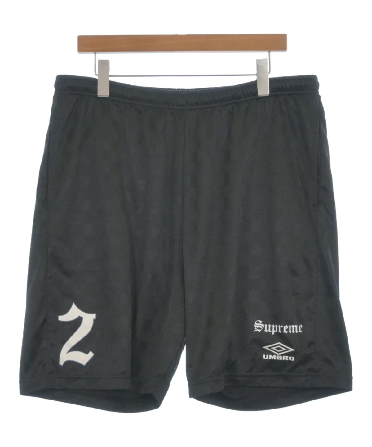 Supreme（シュプリーム）ショートパンツ 黒 サイズ:XXL メンズ