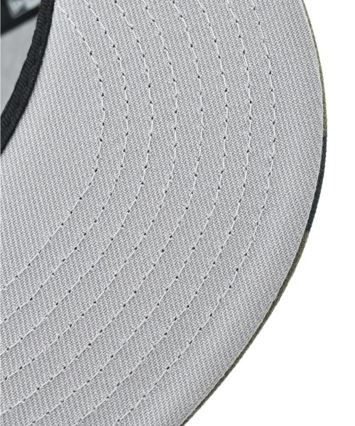 Supreme（シュプリーム）キャップ カーキ サイズ:60.6cm メンズ/2200623267325