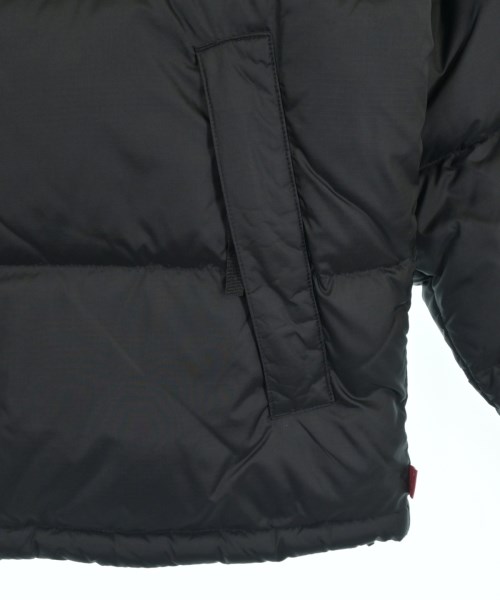 Supreme（シュプリーム）ダウンジャケット/ダウンベスト 黒 サイズ:M メンズ/2200636166035