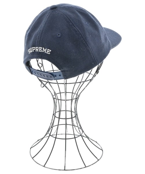 Supreme（シュプリーム）キャップ 紺 サイズ:- メンズ/2200636606067