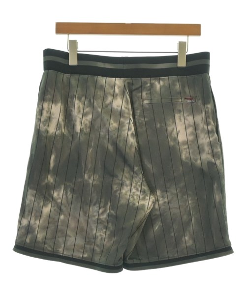 Supreme（シュプリーム）ショートパンツ グレー サイズ:M メンズ/2200637405027