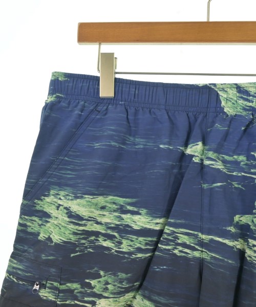 Supreme（シュプリーム）ショートパンツ 紺 サイズ:L メンズ/2200638148046