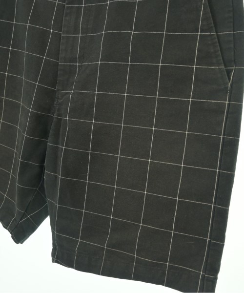Supreme（シュプリーム）ショートパンツ 黒 サイズ:32(L位) メンズ/2200626757083