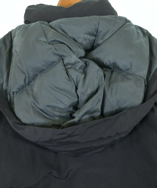 Supreme（シュプリーム）ダウンジャケット/ダウンベスト 黒 サイズ:S メンズ/2200631267010