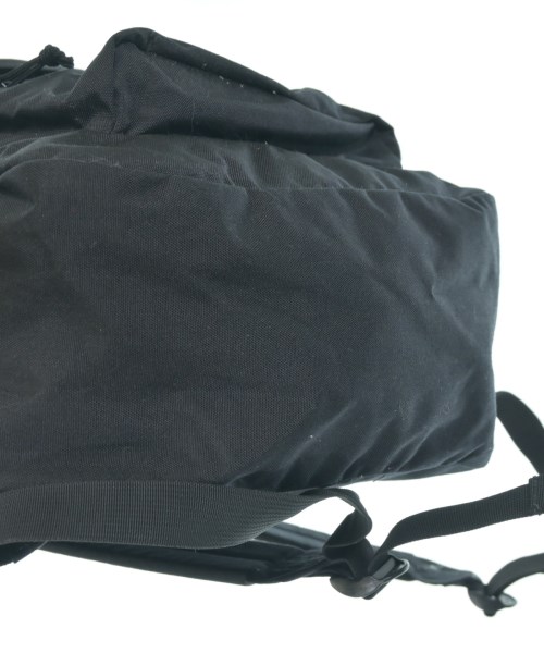 Supreme（シュプリーム）バックパック・リュック 黒 サイズ:- メンズ/2200642378040