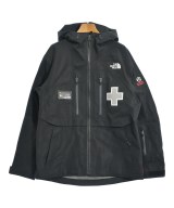 Supreme マウンテンパーカー