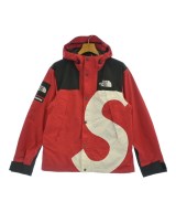 Supreme マウンテンパーカー