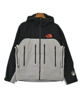 Supreme マウンテンパーカー