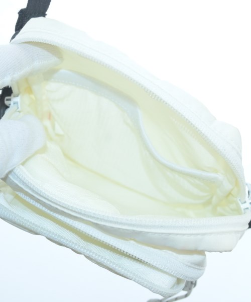 Supreme（シュプリーム）ショルダーバッグ 白 サイズ:- メンズ/2200621694031