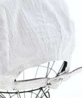 Supreme（シュプリーム）キャップ 白 サイズ:ONE メンズ/2200621819021