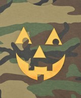 Supreme（シュプリーム）Tシャツ・カットソー カーキ サイズ:XL メンズ/2200624437031