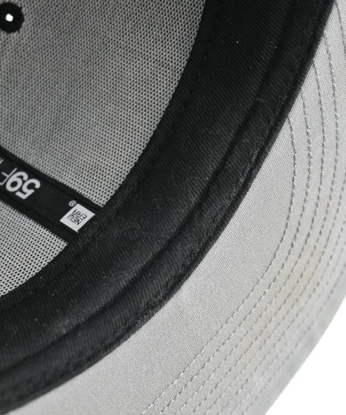 Supreme（シュプリーム）キャップ 黒 サイズ:61.5cm メンズ/2200627405037