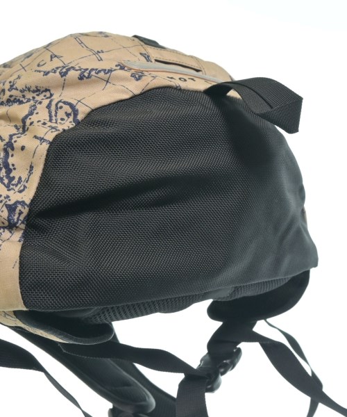 Supreme（シュプリーム）バックパック・リュック ベージュ サイズ:- メンズ/2200627961014