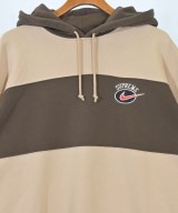 Supreme（シュプリーム）パーカー ベージュ サイズ:XL メンズ/2200610059018