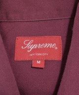 Supreme（シュプリーム）カジュアルシャツ 赤 サイズ:M メンズ/2200610642029