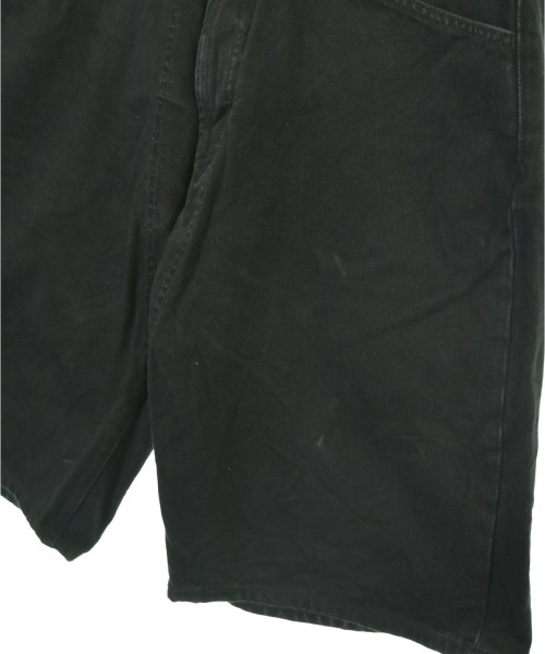 Supreme（シュプリーム）ショートパンツ 黒 サイズ:32(L位) メンズ/2200674021044