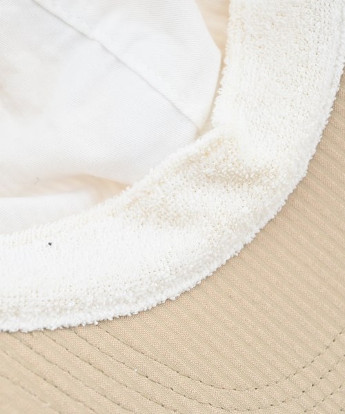 Supreme（シュプリーム）キャップ ベージュ サイズ:58cm メンズ/2200675479400