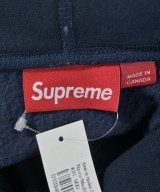 Supreme（シュプリーム）パーカー 紺 サイズ:M メンズ/2200676990027