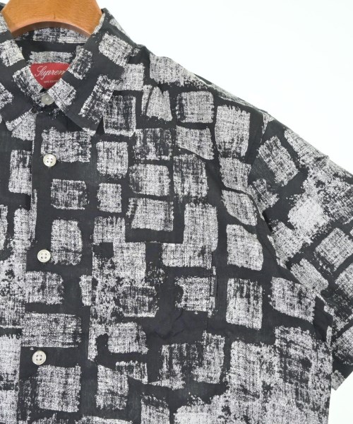 Supreme（シュプリーム）カジュアルシャツ 黒 サイズ:S メンズ/2200671333560