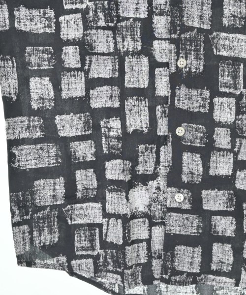 Supreme（シュプリーム）カジュアルシャツ 黒 サイズ:S メンズ/2200671333560