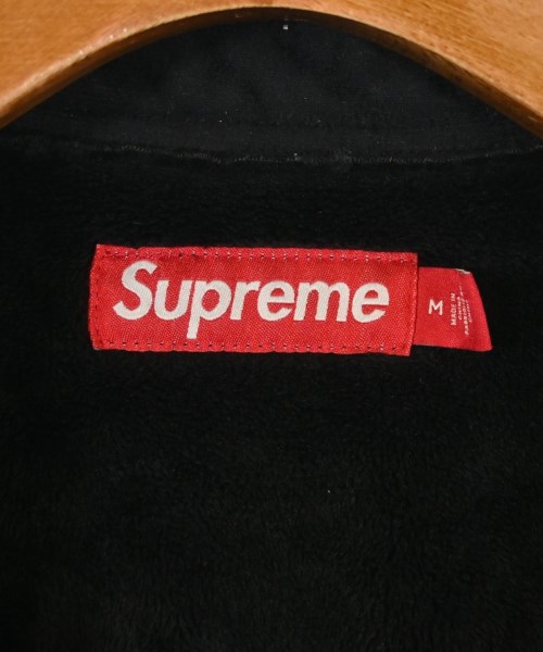 Supreme（シュプリーム）カジュアルシャツ 黒 サイズ:M メンズ/2200680926043