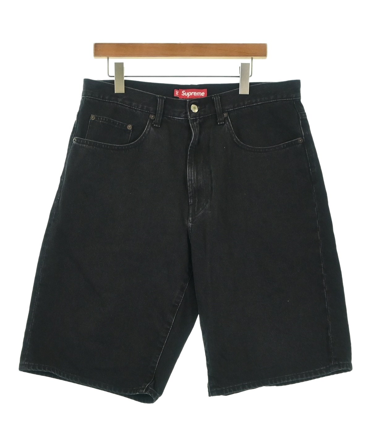 Supreme（シュプリーム）ショートパンツ 黒 サイズ:34(XL位) メンズ