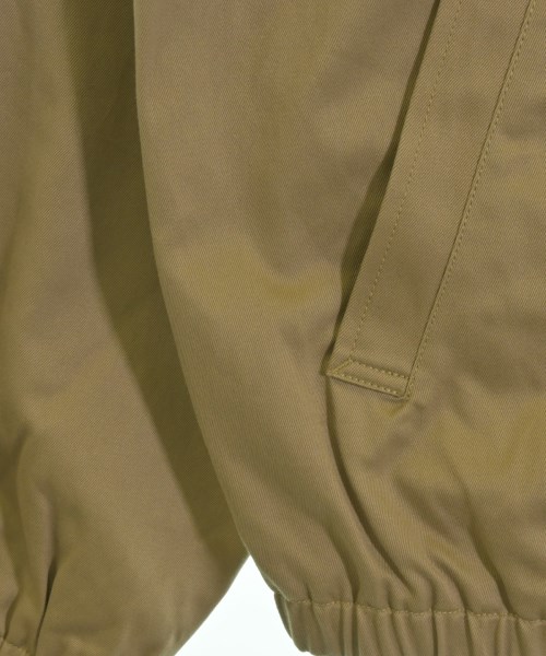 Supreme（シュプリーム）ブルゾン ベージュ サイズ:M メンズ/2200699554015