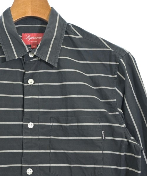 Supreme（シュプリーム）カジュアルシャツ 黒 サイズ:S メンズ/2200646571027