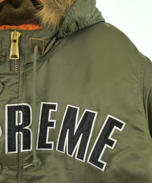 Supreme（シュプリーム）ダウンコート カーキ サイズ:M メンズ/2200654901014