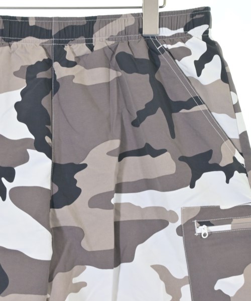 Supreme（シュプリーム）ショートパンツ グレー サイズ:M メンズ/2200653868110