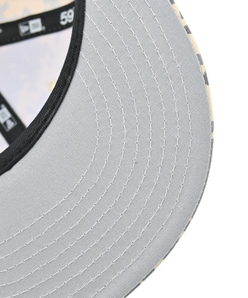 Supreme（シュプリーム）キャップ ベージュ サイズ:59.6cm メンズ/2200653868141