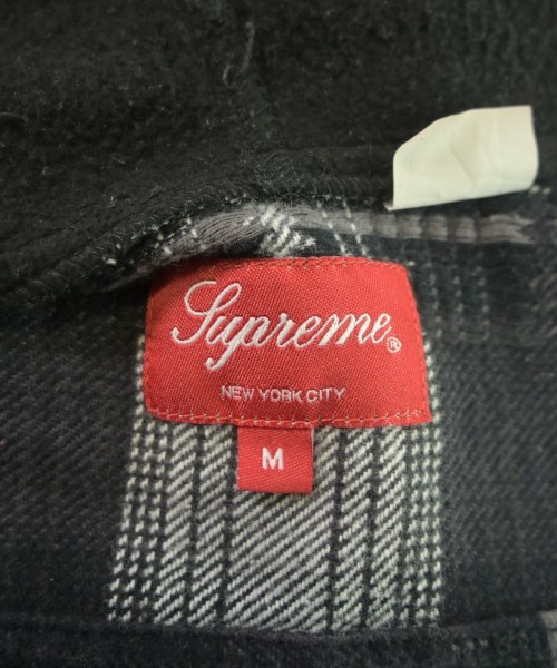 Supreme（シュプリーム）カジュアルシャツ 黒 サイズ:M メンズ/2200656020041