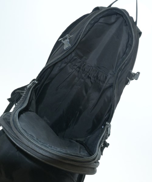 Supreme（シュプリーム）バックパック・リュック 黒 サイズ:- メンズ/2200651876032