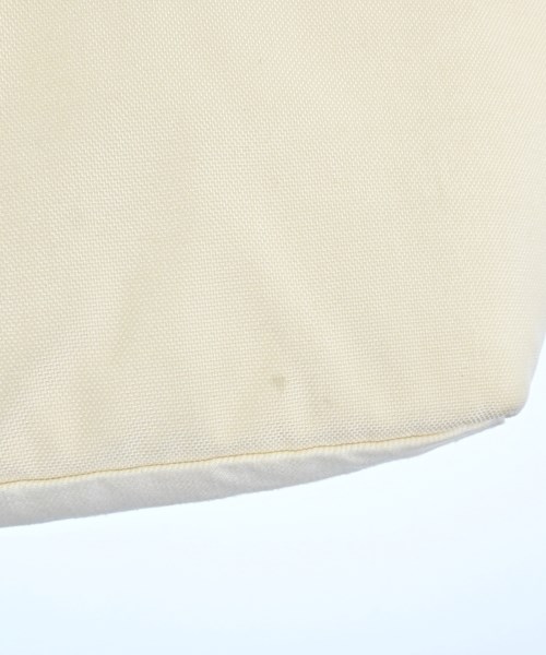 Supreme（シュプリーム）ショルダーバッグ 白 サイズ:- メンズ/2200657060046