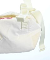 Supreme（シュプリーム）ショルダーバッグ 白 サイズ:- メンズ/2200657060046